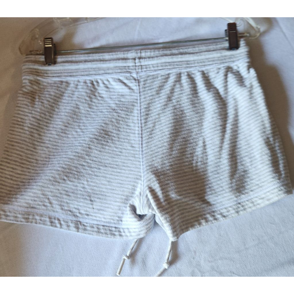 Vineyard Vines Shorts Gray & White women's size XS